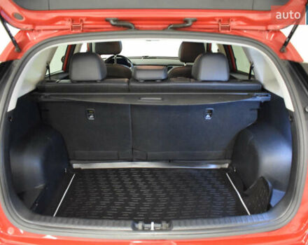 Красный Киа Niro, объемом двигателя 0 л и пробегом 83 тыс. км за 13300 $, фото 11 на Automoto.ua