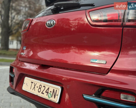 Красный Киа Niro, объемом двигателя 0 л и пробегом 135 тыс. км за 17299 $, фото 27 на Automoto.ua