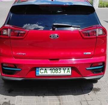 Червоний Кіа Niro, об'ємом двигуна 0 л та пробігом 169 тис. км за 17300 $, фото 6 на Automoto.ua