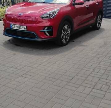 Червоний Кіа Niro, об'ємом двигуна 0 л та пробігом 169 тис. км за 17300 $, фото 2 на Automoto.ua