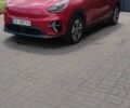 Червоний Кіа Niro, об'ємом двигуна 0 л та пробігом 169 тис. км за 17300 $, фото 2 на Automoto.ua