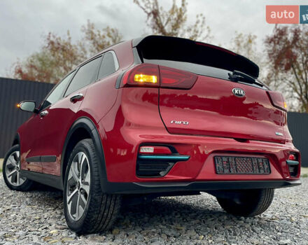 Киа Niro 2020 в Дрогобыче на Automoto.ua Красный Киа Niro, объемом двигателя 0 л и пробегом 159 тыс. км за 19399 $, фото 23 на Automoto.ua
