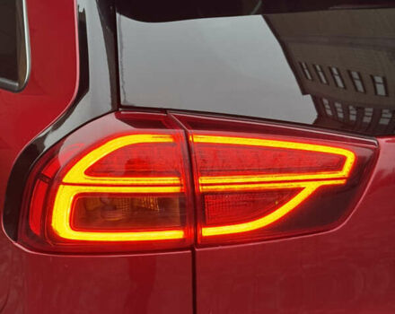 Красный Киа Niro, объемом двигателя 0 л и пробегом 144 тыс. км за 18800 $, фото 23 на Automoto.ua