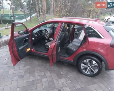 Красный Киа Niro, объемом двигателя 0 л и пробегом 87 тыс. км за 20492 $, фото 29 на Automoto.ua