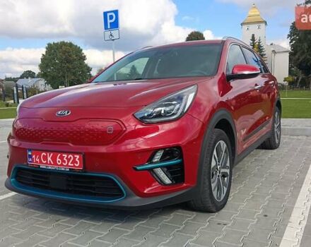 Красный Киа Niro, объемом двигателя 0 л и пробегом 105 тыс. км за 19999 $, фото 8 на Automoto.ua