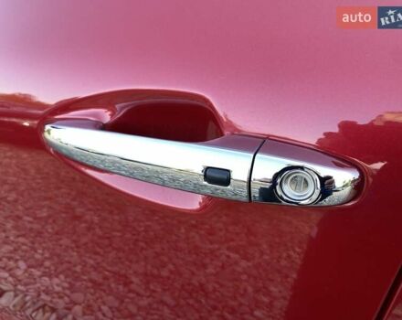 Червоний Кіа Niro, об'ємом двигуна 0 л та пробігом 128 тис. км за 19900 $, фото 19 на Automoto.ua