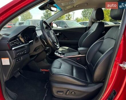 Киа Niro 2020 в Львове на Automoto.ua Красный Киа Niro, объемом двигателя 0 л и пробегом 48 тыс. км за 23700 $, фото 29 на Automoto.ua