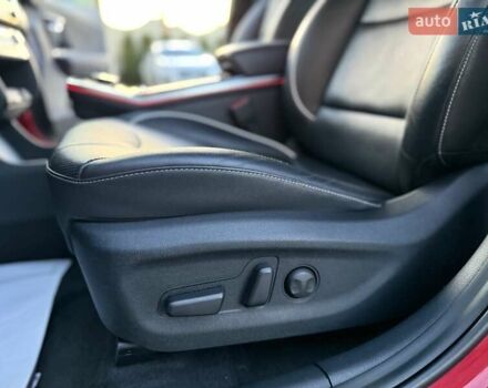 Красный Киа Niro, объемом двигателя 0 л и пробегом 67 тыс. км за 19850 $, фото 69 на Automoto.ua
