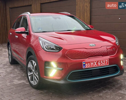 Красный Киа Niro, объемом двигателя 0 л и пробегом 144 тыс. км за 18800 $, фото 13 на Automoto.ua