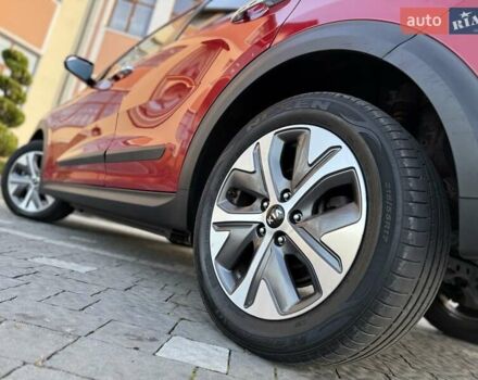 Красный Киа Niro, объемом двигателя 0 л и пробегом 67 тыс. км за 19850 $, фото 40 на Automoto.ua