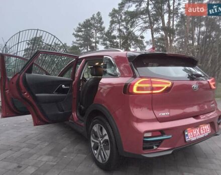 Красный Киа Niro, объемом двигателя 0 л и пробегом 87 тыс. км за 20492 $, фото 28 на Automoto.ua