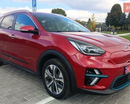 Красный Киа Niro, объемом двигателя 0 л и пробегом 105 тыс. км за 19999 $, фото 13 на Automoto.ua