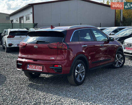 Красный Киа Niro, объемом двигателя 0 л и пробегом 44 тыс. км за 22600 $, фото 12 на Automoto.ua
