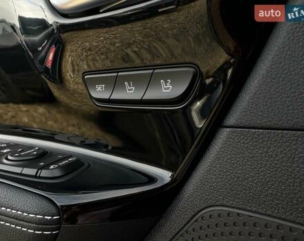 Червоний Кіа Niro, об'ємом двигуна 0 л та пробігом 61 тис. км за 23500 $, фото 36 на Automoto.ua