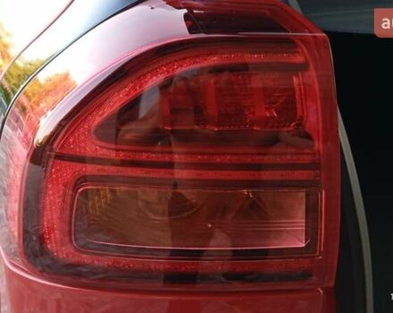 Червоний Кіа Niro, об'ємом двигуна 0 л та пробігом 117 тис. км за 18950 $, фото 13 на Automoto.ua
