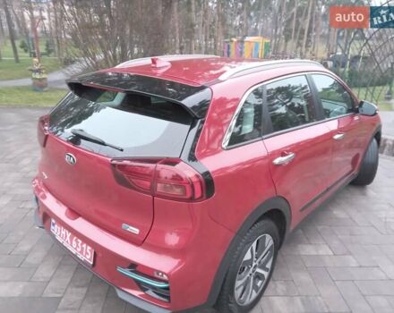 Красный Киа Niro, объемом двигателя 0 л и пробегом 87 тыс. км за 20492 $, фото 8 на Automoto.ua