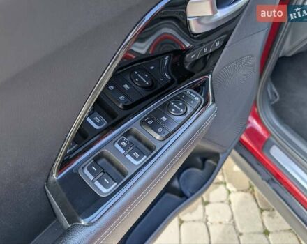 Червоний Кіа Niro, об'ємом двигуна 0 л та пробігом 146 тис. км за 19900 $, фото 18 на Automoto.ua
