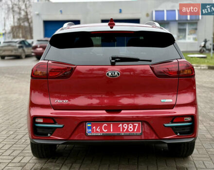 Червоний Кіа Niro, об'ємом двигуна 0 л та пробігом 128 тис. км за 19900 $, фото 9 на Automoto.ua