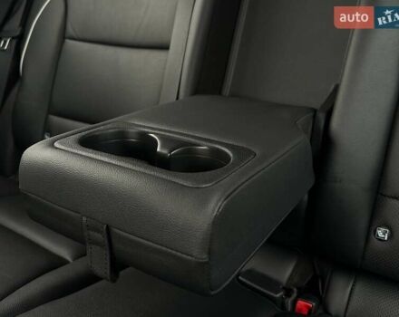 Красный Киа Niro, объемом двигателя 0 л и пробегом 47 тыс. км за 23900 $, фото 88 на Automoto.ua