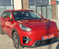 Красный Киа Niro, объемом двигателя 0 л и пробегом 163 тыс. км за 17850 $, фото 3 на Automoto.ua