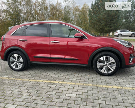 Червоний Кіа Niro, об'ємом двигуна 0 л та пробігом 55 тис. км за 27500 $, фото 1 на Automoto.ua