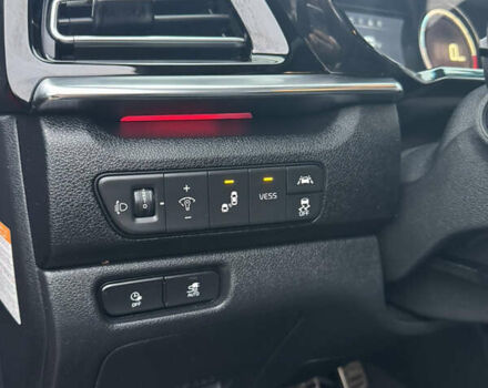 Красный Киа Niro, объемом двигателя 0 л и пробегом 144 тыс. км за 18800 $, фото 31 на Automoto.ua