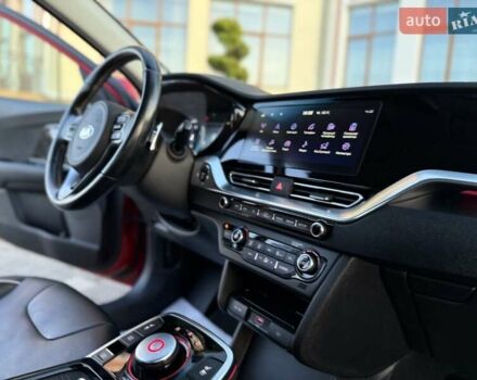 Красный Киа Niro, объемом двигателя 0 л и пробегом 67 тыс. км за 19850 $, фото 82 на Automoto.ua