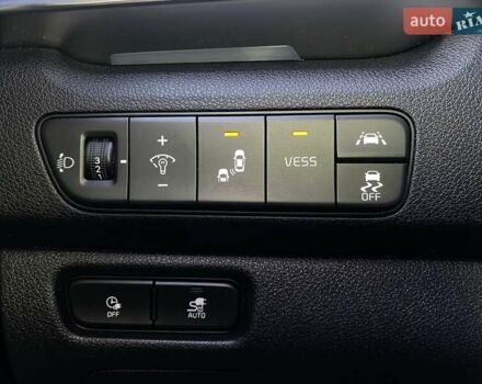 Червоний Кіа Niro, об'ємом двигуна 0 л та пробігом 128 тис. км за 19900 $, фото 30 на Automoto.ua