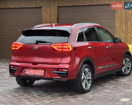 Красный Киа Niro, объемом двигателя 0 л и пробегом 144 тыс. км за 18800 $, фото 21 на Automoto.ua