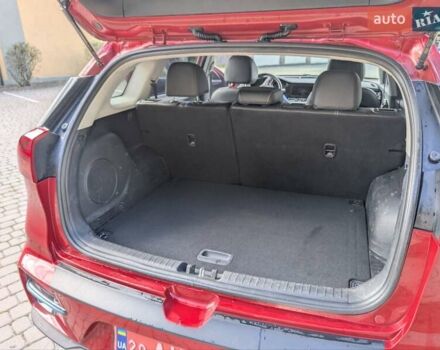 Червоний Кіа Niro, об'ємом двигуна 0 л та пробігом 146 тис. км за 19900 $, фото 17 на Automoto.ua