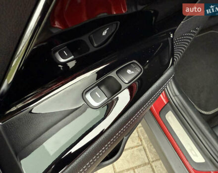 Червоний Кіа Niro, об'ємом двигуна 0 л та пробігом 128 тис. км за 19900 $, фото 48 на Automoto.ua