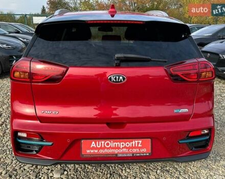 Червоний Кіа Niro, об'ємом двигуна 0 л та пробігом 61 тис. км за 23500 $, фото 26 на Automoto.ua