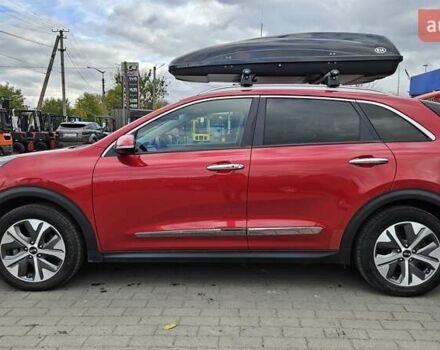 Киа Niro 2020 в Радомышле на Automoto.ua Красный Киа Niro, объемом двигателя 0 л и пробегом 116 тыс. км за 20600 $, фото 3 на Automoto.ua