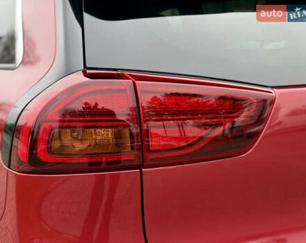 Червоний Кіа Niro, об'ємом двигуна 0 л та пробігом 128 тис. км за 19900 $, фото 19 на Automoto.ua