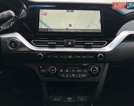 Красный Киа Niro, объемом двигателя 0 л и пробегом 47 тыс. км за 24900 $, фото 62 на Automoto.ua