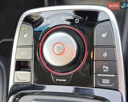 Червоний Кіа Niro, об'ємом двигуна 0 л та пробігом 163 тис. км за 17900 $, фото 19 на Automoto.ua