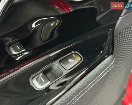 Червоний Кіа Niro, об'ємом двигуна 0 л та пробігом 110 тис. км за 19648 $, фото 28 на Automoto.ua