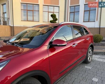 Красный Киа Niro, объемом двигателя 0 л и пробегом 67 тыс. км за 19850 $, фото 27 на Automoto.ua