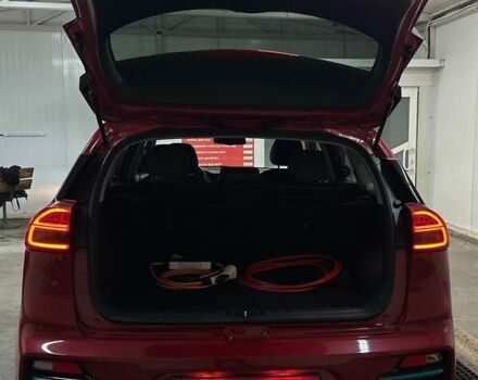 Красный Киа Niro, объемом двигателя 0 л и пробегом 47 тыс. км за 23900 $, фото 89 на Automoto.ua