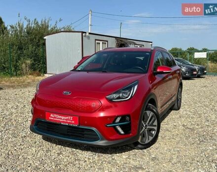Червоний Кіа Niro, об'ємом двигуна 0 л та пробігом 48 тис. км за 23700 $, фото 15 на Automoto.ua