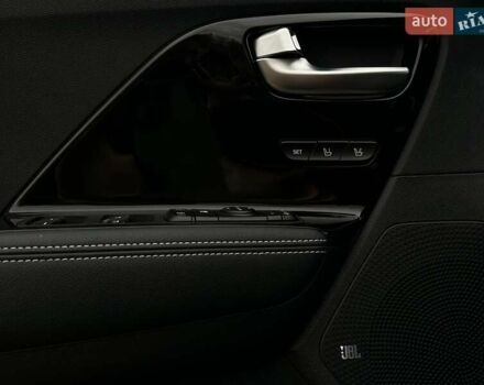 Красный Киа Niro, объемом двигателя 0 л и пробегом 47 тыс. км за 24900 $, фото 3 на Automoto.ua