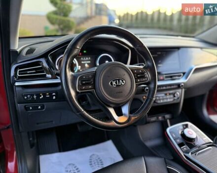 Красный Киа Niro, объемом двигателя 0 л и пробегом 67 тыс. км за 19850 $, фото 54 на Automoto.ua