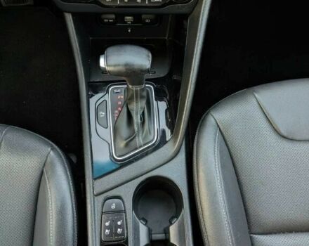 Красный Киа Niro, объемом двигателя 1.6 л и пробегом 40 тыс. км за 8200 $, фото 10 на Automoto.ua