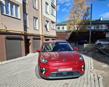 Червоний Кіа Niro, об'ємом двигуна 0 л та пробігом 110 тис. км за 19800 $, фото 8 на Automoto.ua