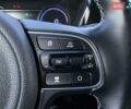 Червоний Кіа Niro, об'ємом двигуна 0 л та пробігом 128 тис. км за 19900 $, фото 3 на Automoto.ua