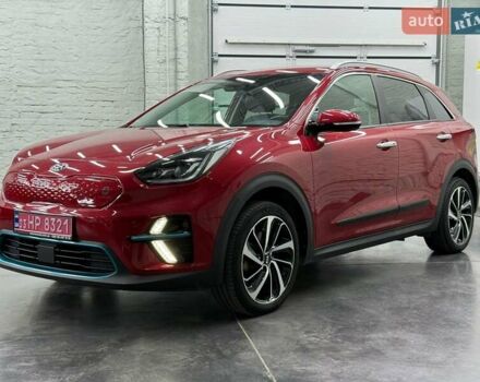 Червоний Кіа Niro, об'ємом двигуна 0 л та пробігом 110 тис. км за 19648 $, фото 3 на Automoto.ua