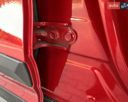 Червоний Кіа Niro, об'ємом двигуна 0 л та пробігом 163 тис. км за 17900 $, фото 28 на Automoto.ua