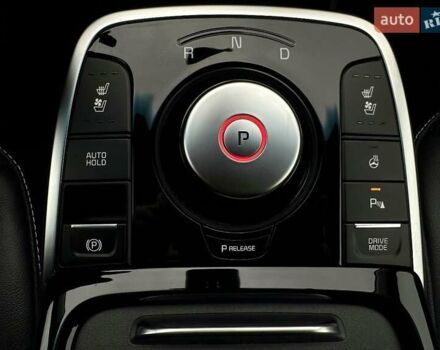 Красный Киа Niro, объемом двигателя 0 л и пробегом 47 тыс. км за 24900 $, фото 76 на Automoto.ua