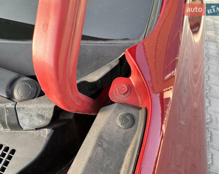 Красный Киа Niro, объемом двигателя 0 л и пробегом 163 тыс. км за 17850 $, фото 60 на Automoto.ua