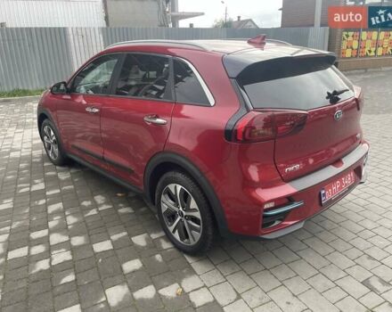 Красный Киа Niro, объемом двигателя 0 л и пробегом 124 тыс. км за 18200 $, фото 23 на Automoto.ua